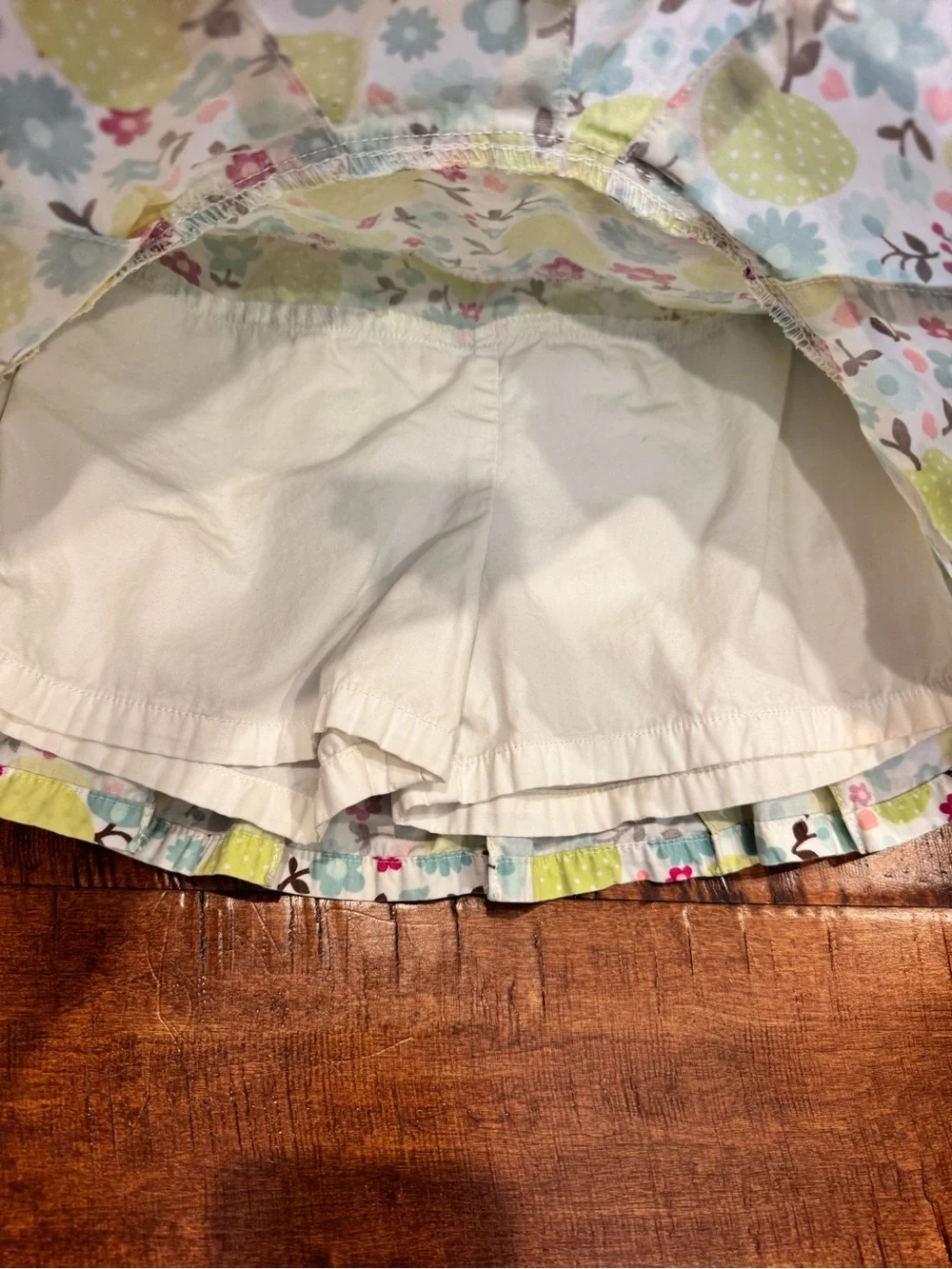 Gymboree White Skort with Green Apple & Pink Flower Print